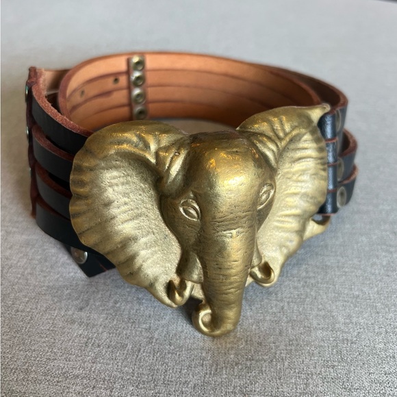 BLACK LEATHER BELT with LARGE ELEPHANT BUCKLE
SIZE- 35” - Picture 2 of 5